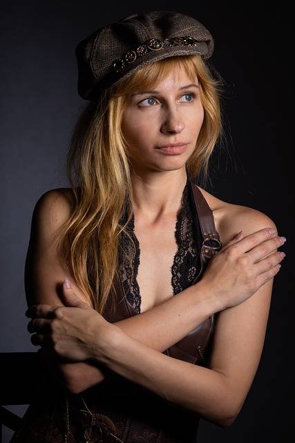 Comment porter une casquette en toute élégance ce printemps